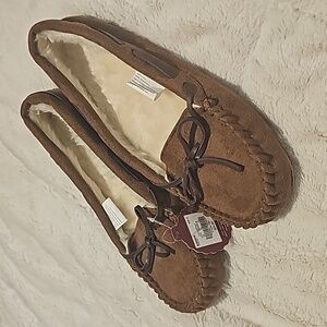 NWT SO Brown Moccasin Slippers